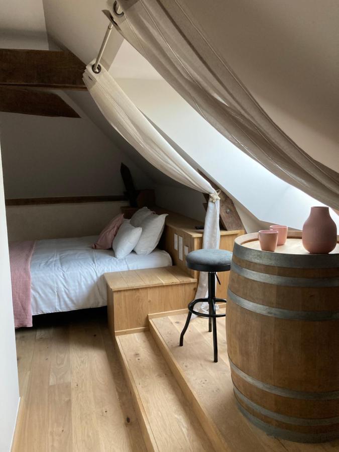 Le Moulin De Bretigneul Bed & Breakfast Saint-Aubin-des-Landes Dış mekan fotoğraf